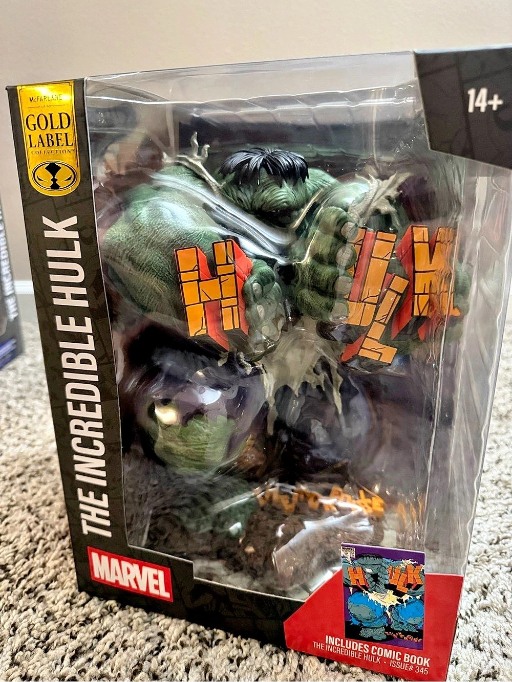 Marvel The Incredible Hulk Action Figure in Green & Black Like New
